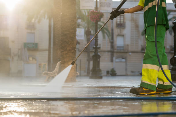 Pressure Washing Contractors in Plainwell, MI